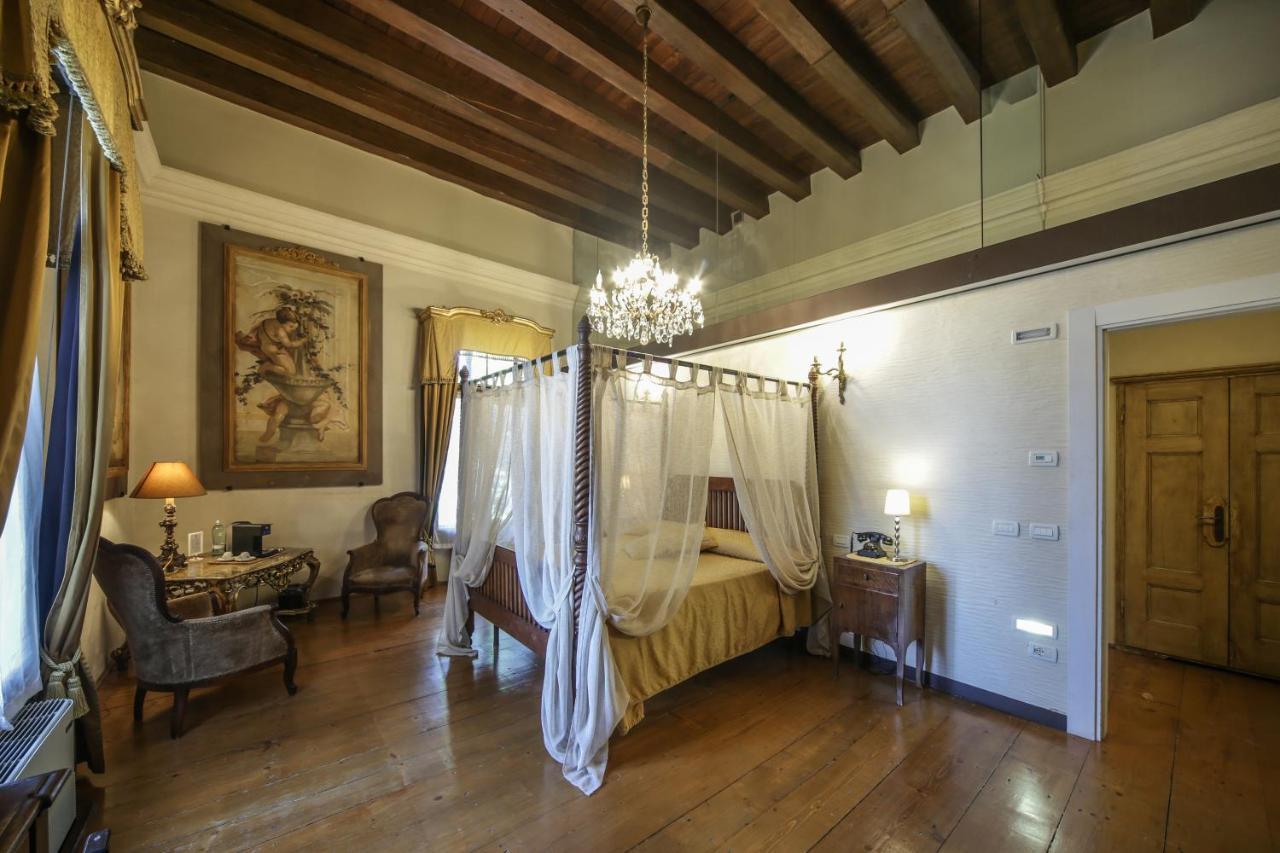 Relais Castello Бевилаккуа Экстерьер фото