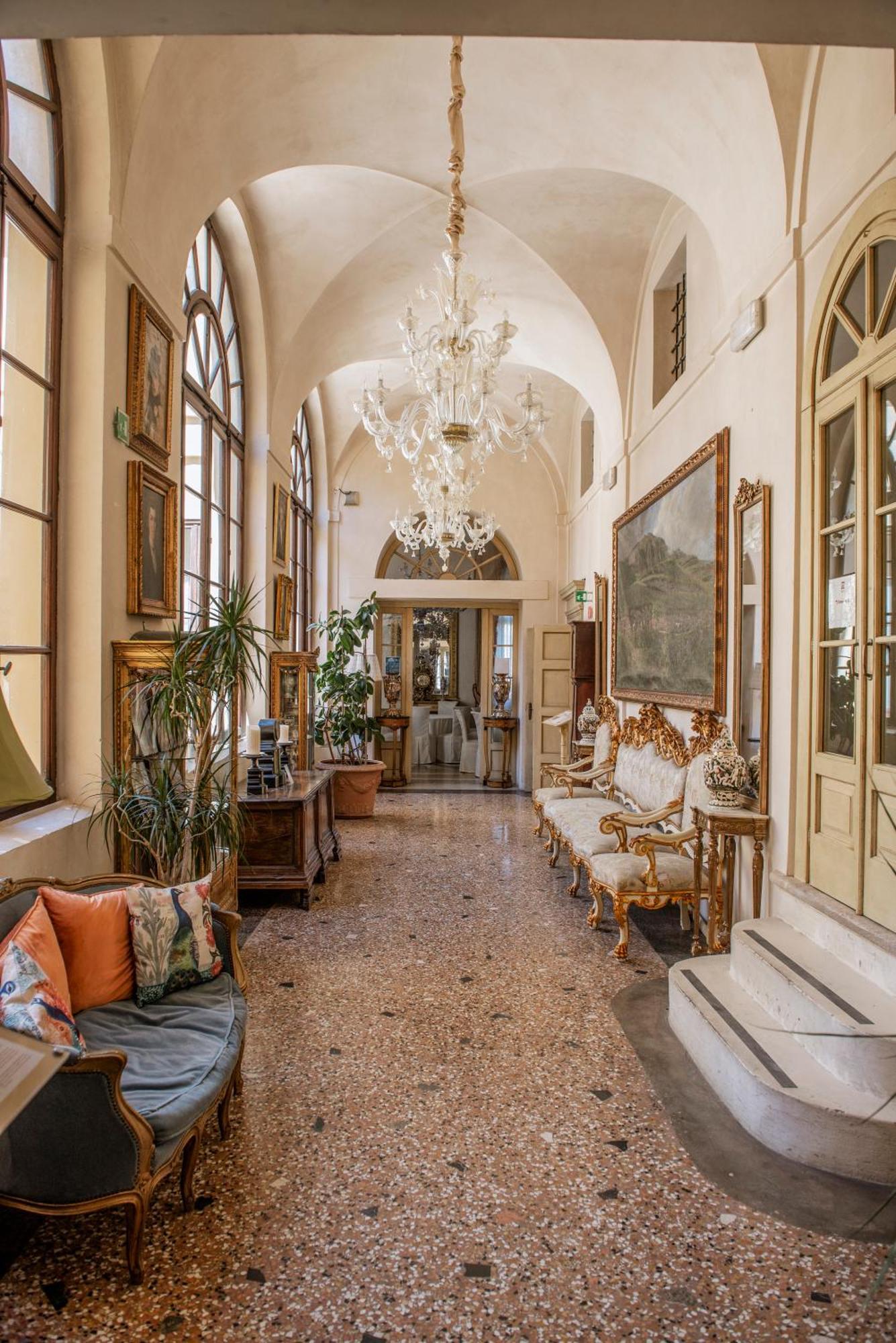 Relais Castello Бевилаккуа Экстерьер фото