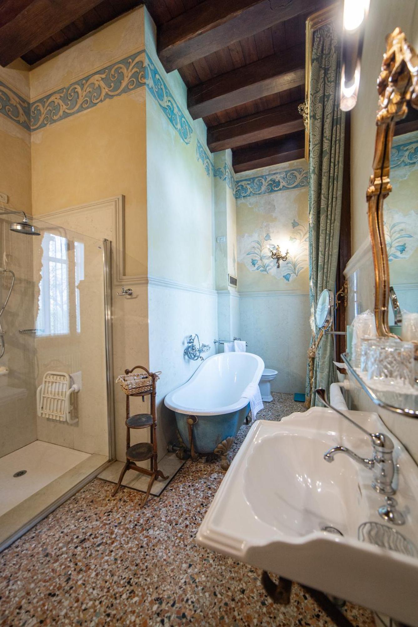 Relais Castello Бевилаккуа Экстерьер фото