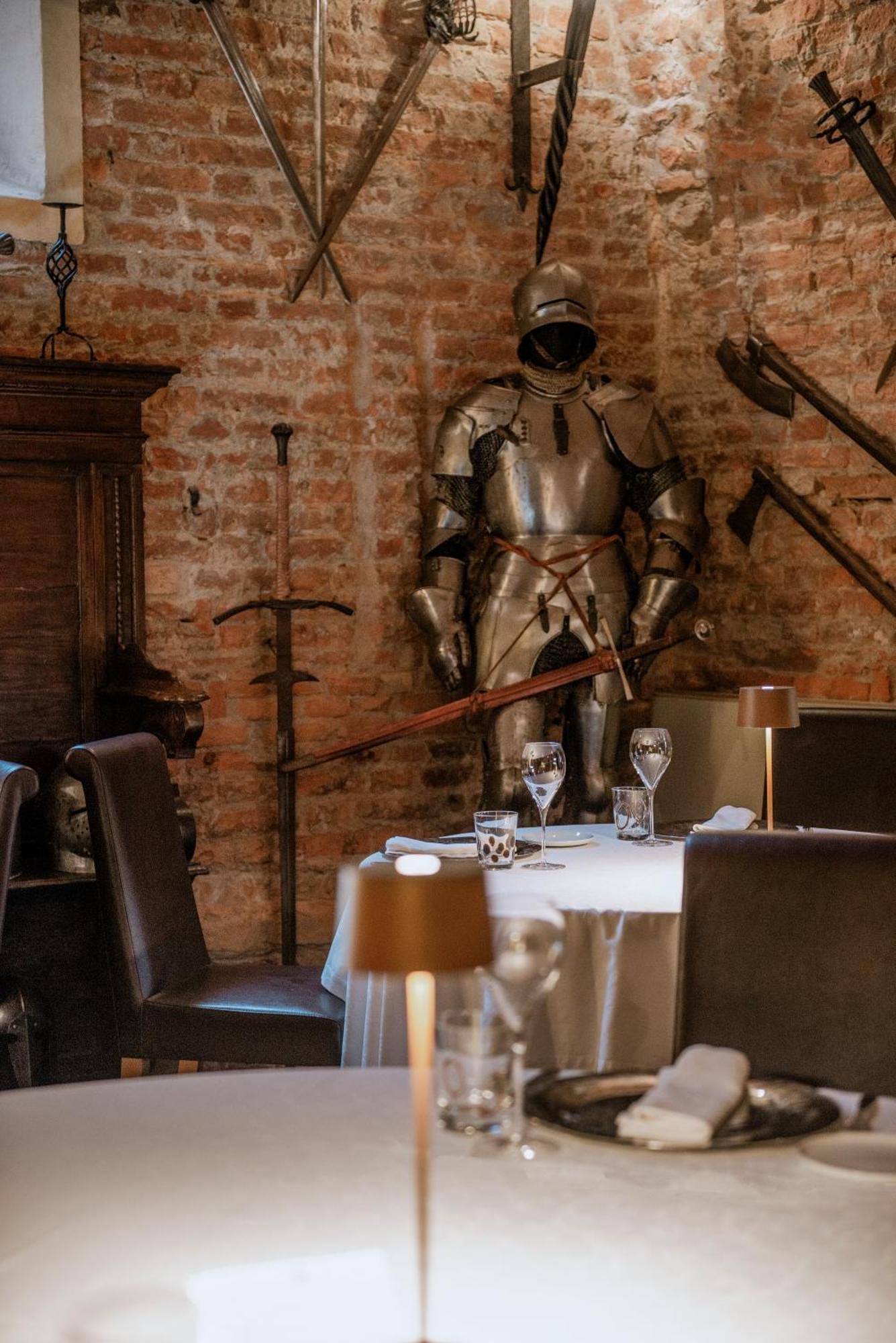 Relais Castello Бевилаккуа Экстерьер фото