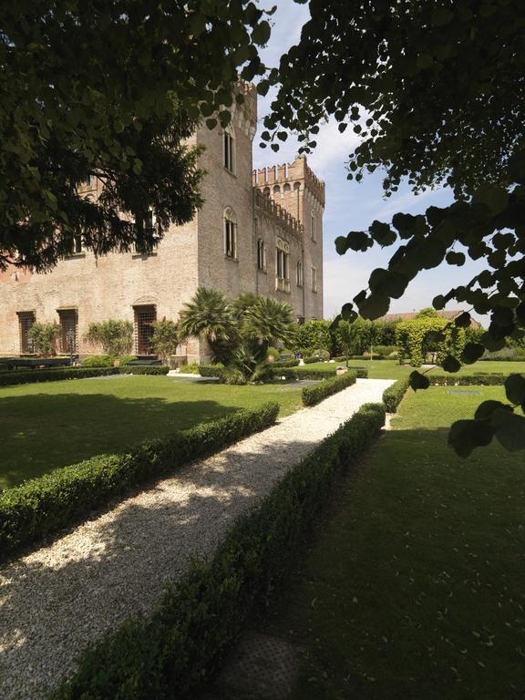 Relais Castello Бевилаккуа Экстерьер фото