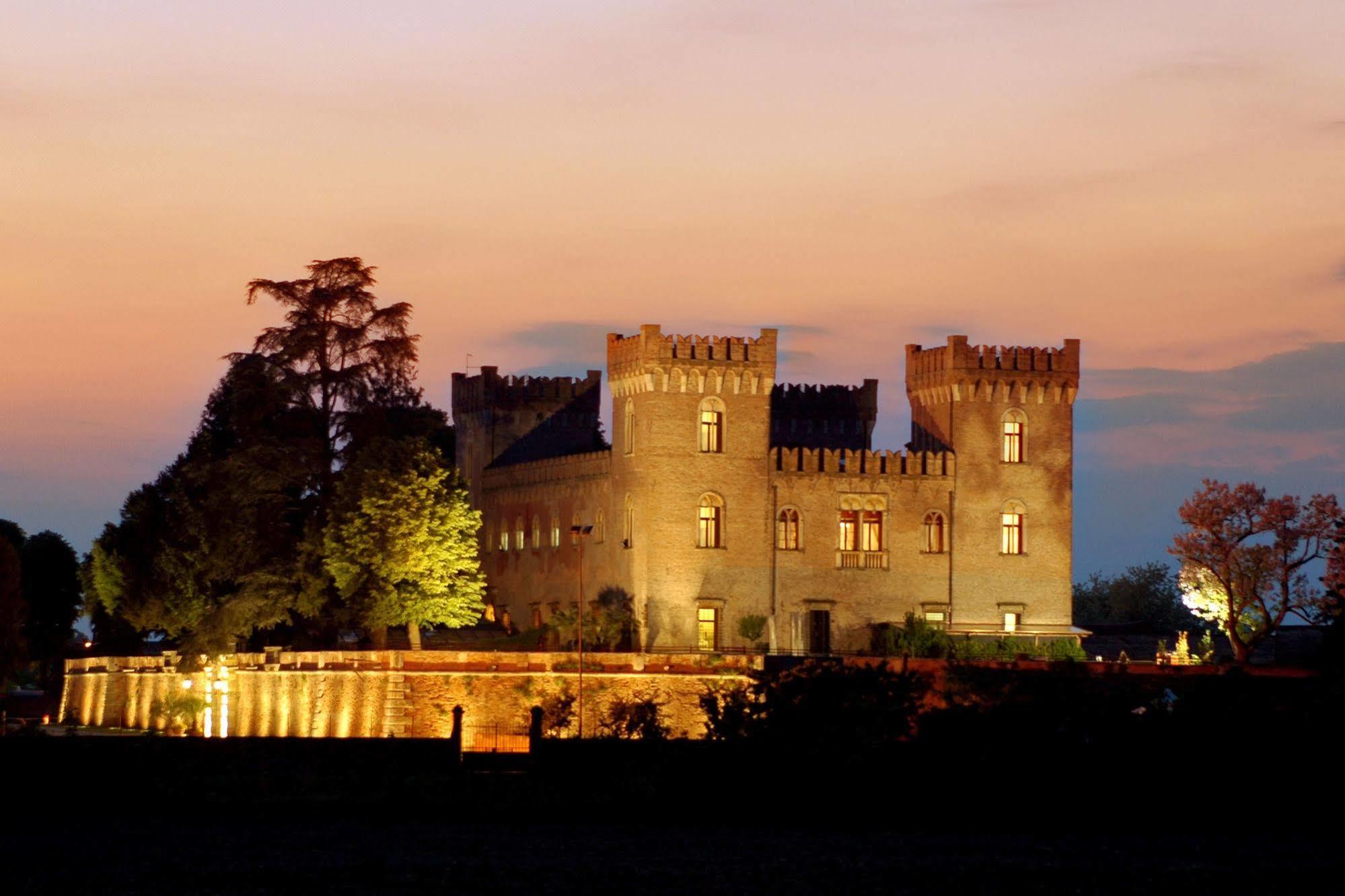 Relais Castello Бевилаккуа Экстерьер фото